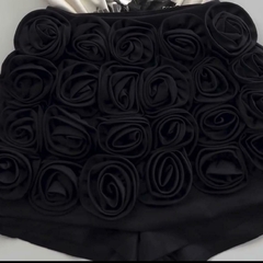 Shorts Saia Flores 3D na internet