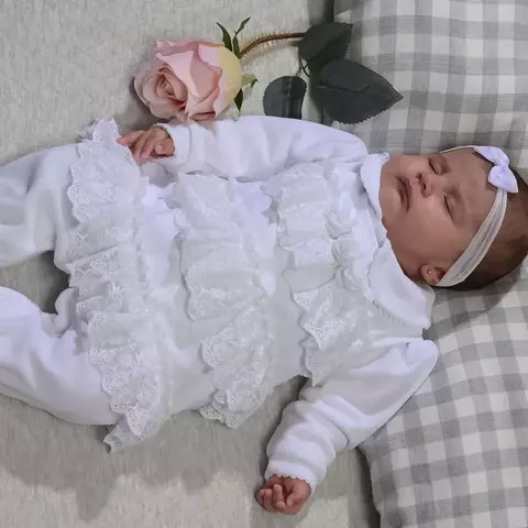 Macacão Bebê Menina Branco Com Babados De Renda Upi Uli