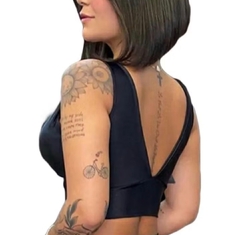 Cropped Jade decote na internet