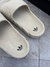 CHINELO ADS BEGE - MODELO PREMIUM na internet