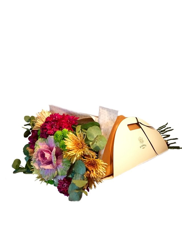 R123 - Ramo flor de repollo mas mix de flores coloridas R123 - Ramo flor de repollo mas mix de flores coloridas