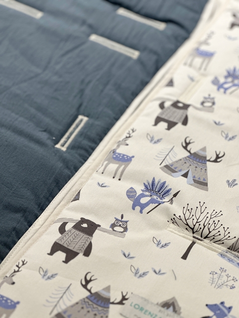 Colchoncito Reversible Indiecitos Azul - comprar online