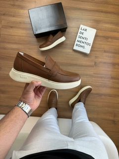 Novo Sapato Mocassim Moda Boss Couro Legítimo 38 ao 43 - Caramelo - loja online