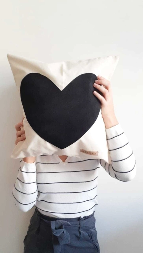 Corazón de Terciopelo NEGRO