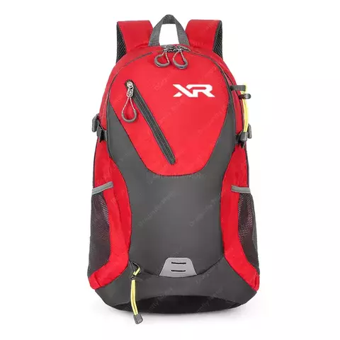 Mochila impermeable roja y negra con diseño resistente y logo XR, ideal para amantes de motos Honda XR