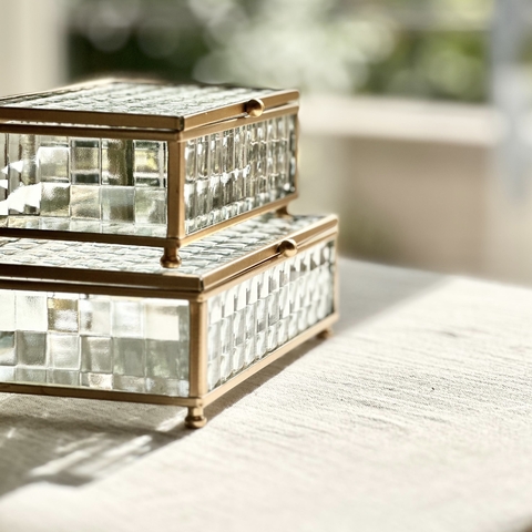 Alhajero con Tapa de Vidrio con Borde Dorado Mate 15 cm