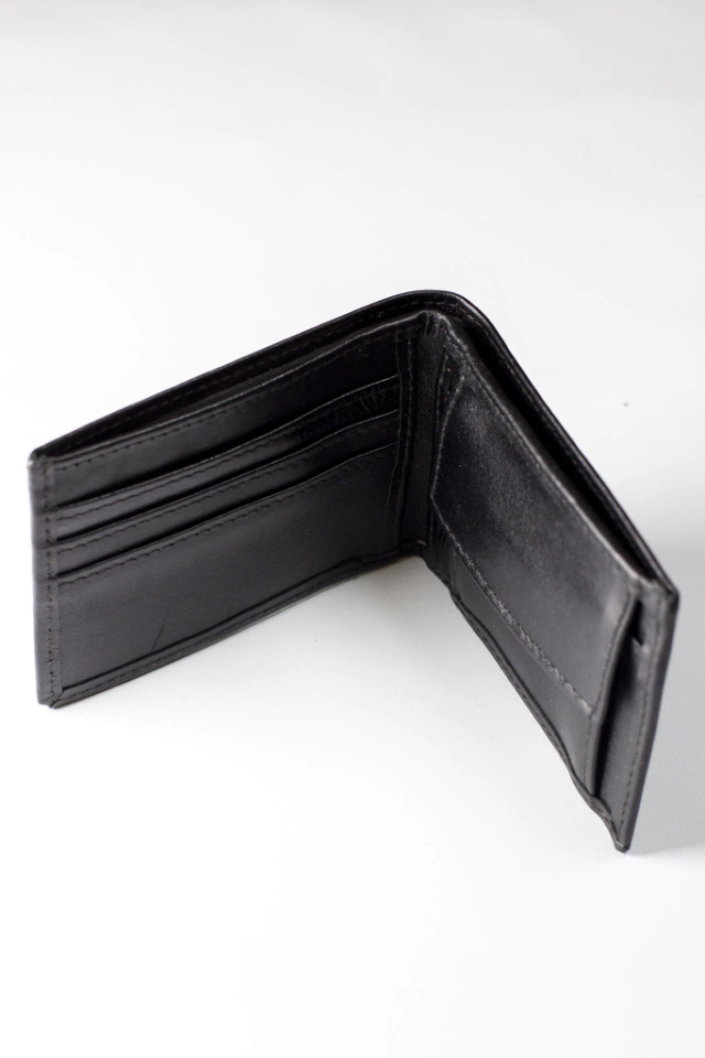 FOLDED WALLET COLOR NEGRO - comprar online