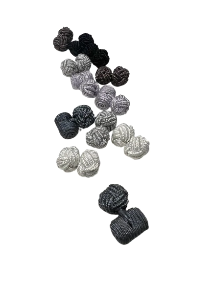 NUDOS DE SEDA - ESCALAS GRISES