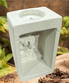 CASCADA DE HUMO (11.5 X 7 X 5.5 CM) en internet