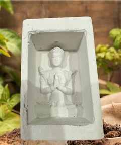 CASCADA DE HUMO (11.5 X 7 X 5.5 CM) - Arte y Esencias Mayorista