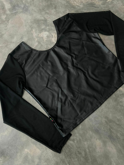 TOP ENGOMADO MANGAS TUL