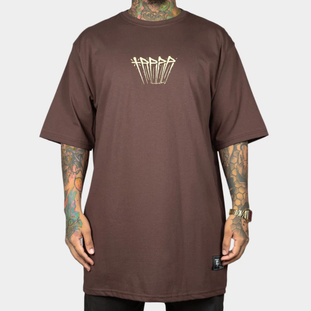 Camiseta Oversized Marginal Script Brown - comprar online Camiseta Oversized Marginal Script Brown - comprar online