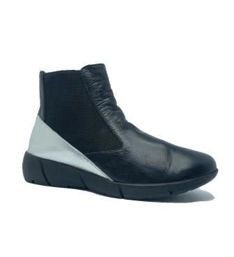 Aconcágua, couro lumi preto com prata, sola preta. Ref. 021.1010. EM ESTOUE