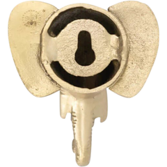 Gancho de parede decorativo em formato de cabeça de elefante Billy da marca Doing Goods, feito em metal dourado.