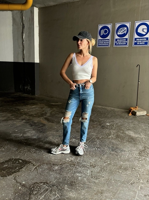 JEAN MOM KEEN