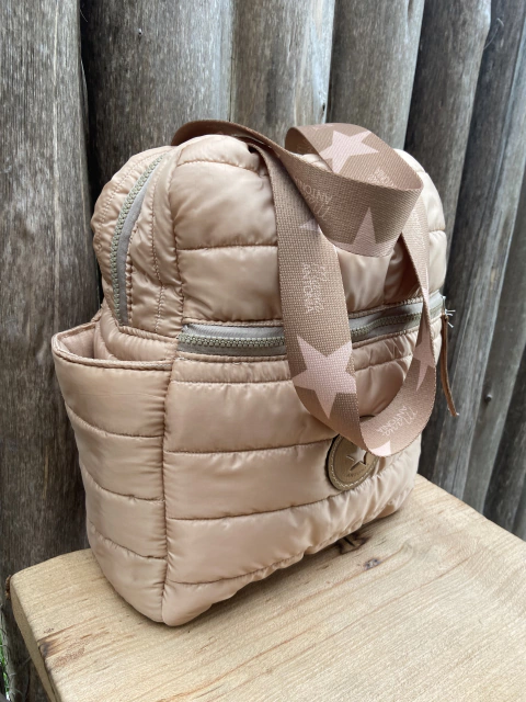 MOCHILA PUFFER BEIGE EMILIA
