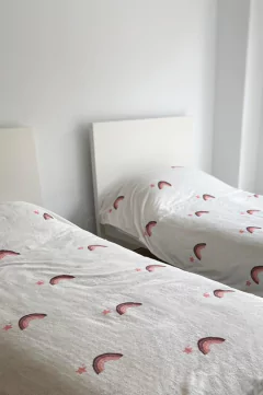 01-MANTAS POLAR ESTAMPADAS (Arcoiris)