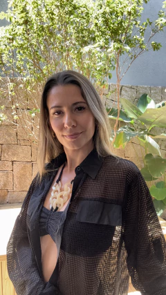 Chemise Preta na internet