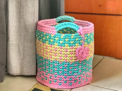 Cesto Fio de Malha Corações 30x30