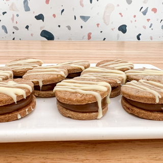 Alfajorcitos de Nuez con Dulce de Leche x12 unidades
