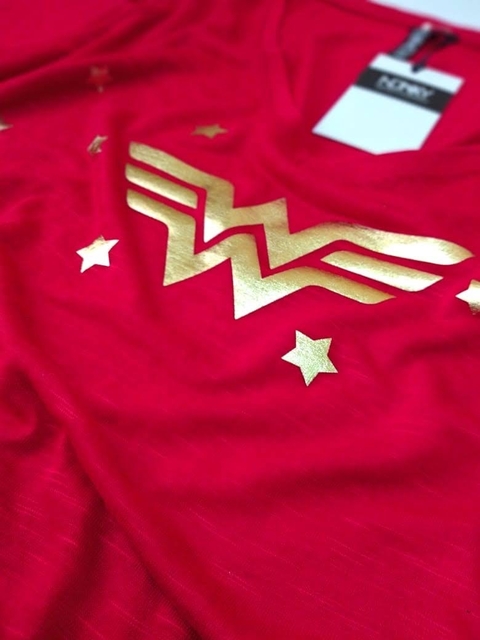 Remera mujer maravilla Red - buy online