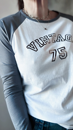 Image of Remera Harlem personalizada VINTAGE