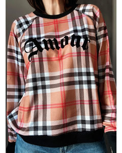 Buzo burberry diseño en internet