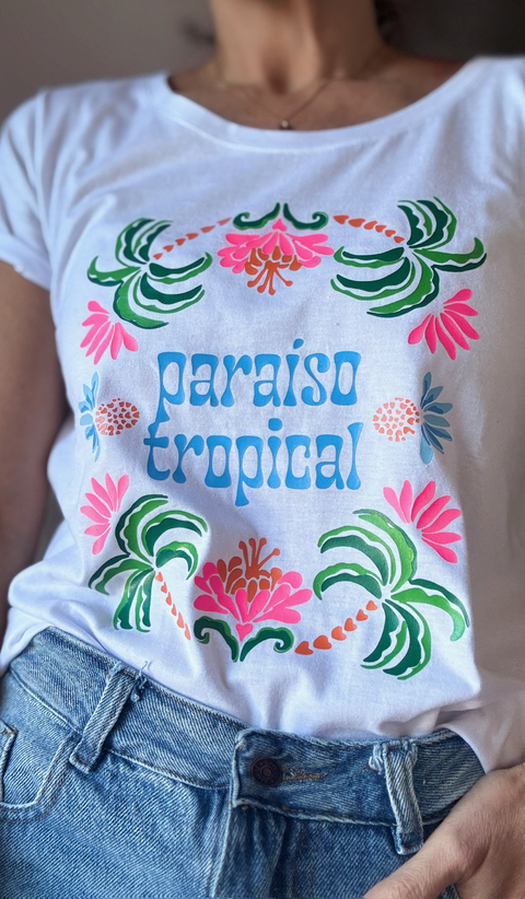 Remera Paraíso tropical