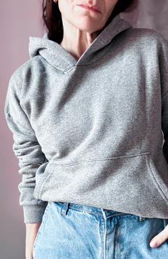 Hoodie Basico en internet