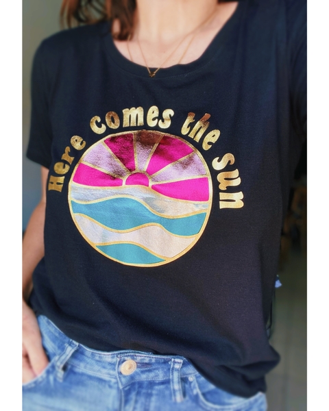Remera here comes the sun