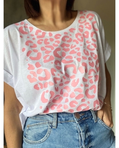 Remera oversize full color animal print