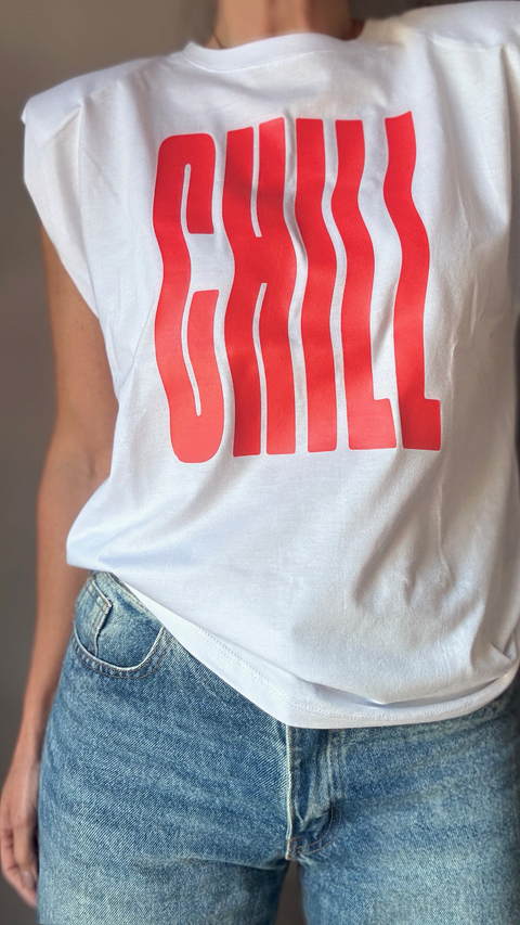 Remera Chill hombreras