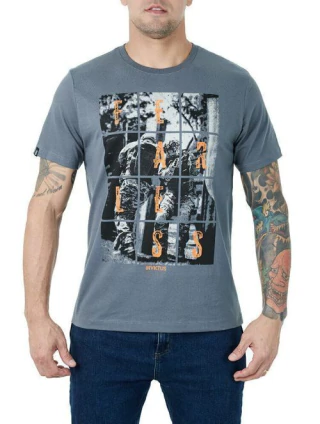 Camisa Invictus Fearless Cinza