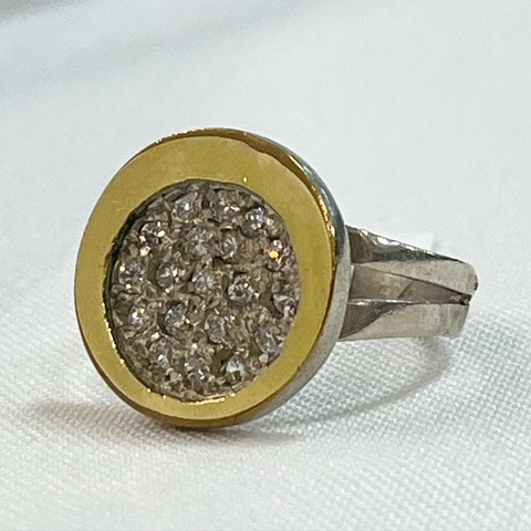 ANILLO PLATA Y ORO REDONDO CON PAVEE DE CUBICS SK162