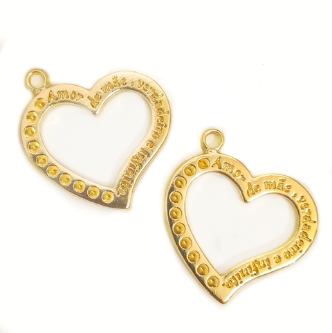 PINGENTE CORAÇÃO VAZADO (AMOR DE MÃE) G - METAL DOURADO (2 unidades)