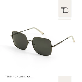 Teresa Calandra Helena Gris Teresa Calandra Helena Gris