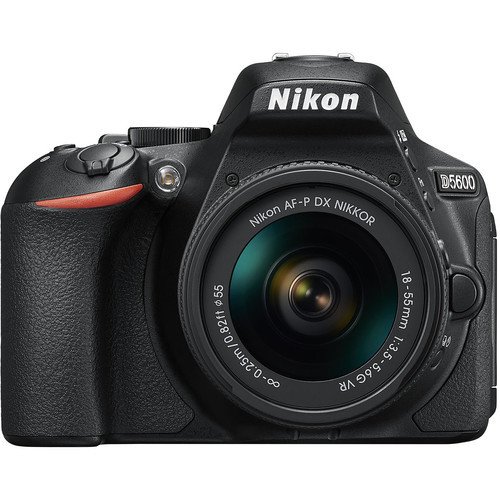 NIKON D5600 + Lente AF-P DX NIKKOR 18-55mm f/3.5-5.6G VR NIKON D5600 + Lente AF-P DX NIKKOR 18-55mm f/3.5-5.6G VR