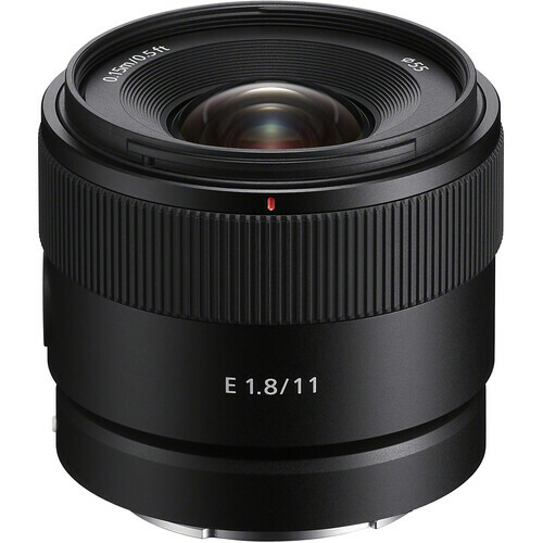 Lente Sony E-mount / E 11mm F1.8 (APS-C) Lente Sony E-mount / E 11mm F1.8 (APS-C)