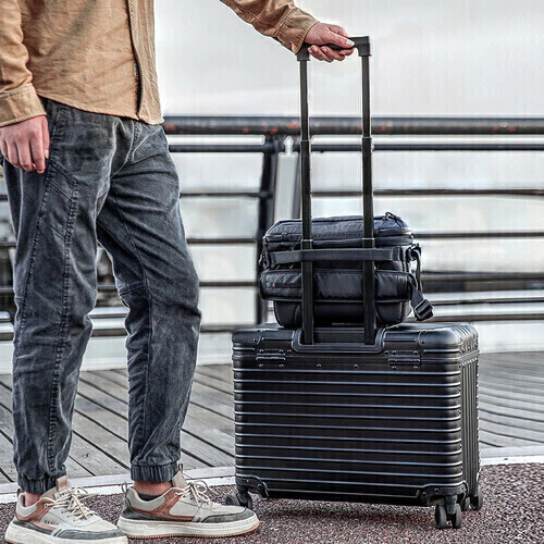 Bolsa de Ombro PGYTECH OneMo Sling (Space Black, 7L + 2L) - CAMERA NINJA • PHOTO VIDEO STORE