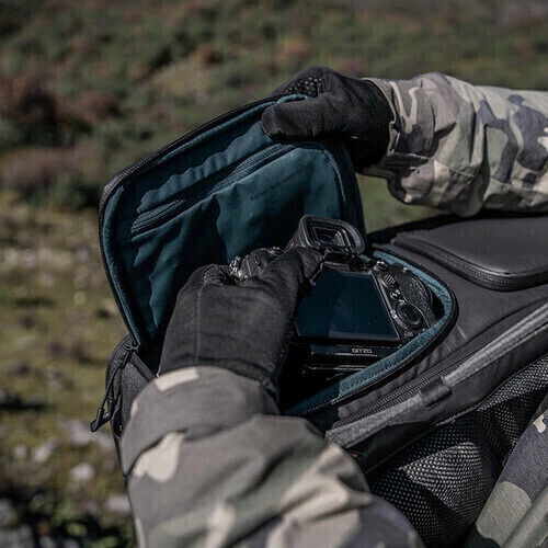 Mochila Backpack + Shoulder Bag PGYTECH OneMo 2 (Space Black, 25L) - CAMERA NINJA • PHOTO VIDEO STORE