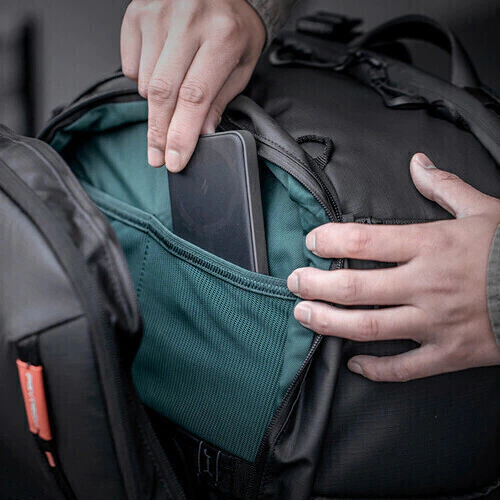 Mochila Backpack + Shoulder Bag PGYTECH OneMo 2 (Space Black, 35L)