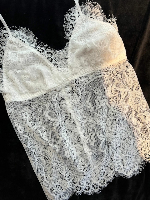 TOP SONIA DE ENCAJE - sin cambio-