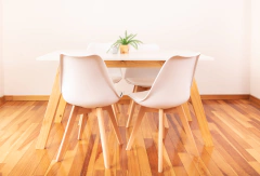 Mesa Escandinava + 4 sillas Tulip - comprar online