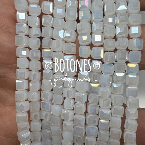 CRISTALITOS - 4MM- (COD: 2944) CUBO