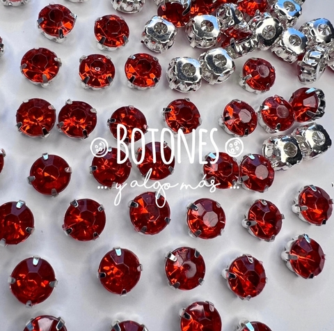 REDONDA 8MM- GEMA ENGARZADA ROJO (COD: 2395)