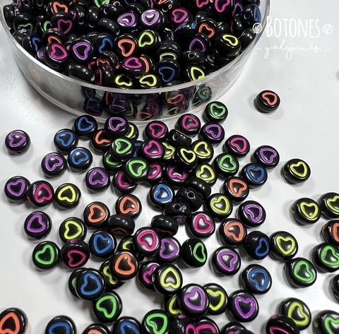 CORAZON PASANTE NEGRO x 500 GR FLUORESCENTE 7MM (COD: 2821)