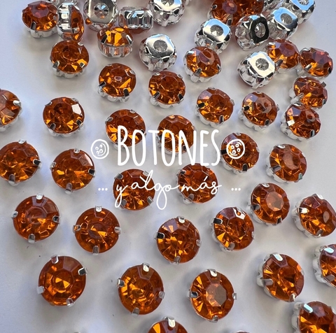 REDONDA 10MM- GEMA ENGARZADA NARANJA (COD: 2387)