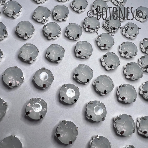 REDONDA 10MM- GEMA ENGARZADA BLANCO (COD: 2175)