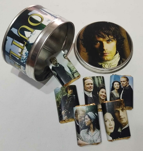 Lata con Chocolates Outlander