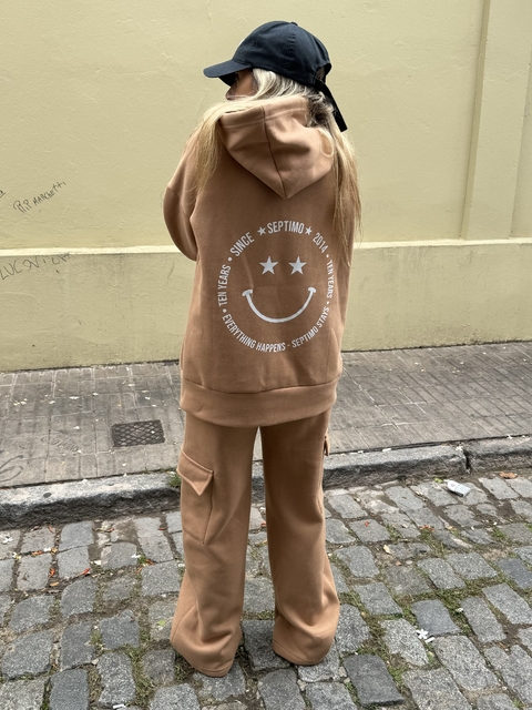 SET Buzo TEN YEARS + Joggers Genoveva